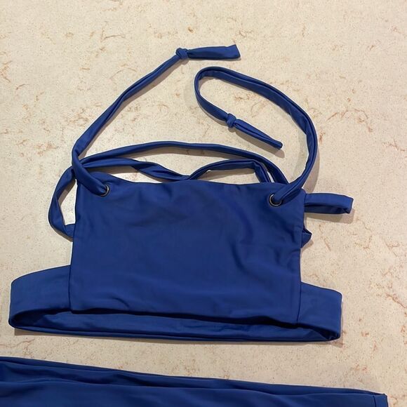 Two piece Mafia bikini SZ medium - Picture 2 of 10